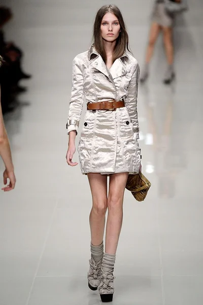 Look 19